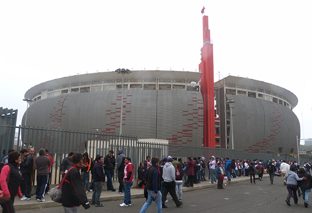 estadio nacional_527d191a75fae