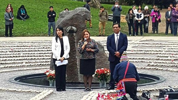 conmemoran-13-aniversario-del--jpg_604x0