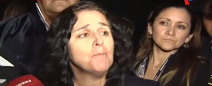 Ministra de Salud y renunciante directora de CenaresFoto: captura-youtube