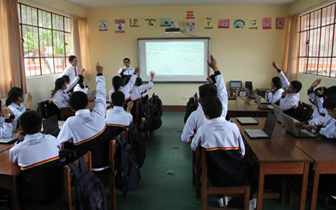 Losestudiantesdelredcolegioscoarparticparanendireversosnacademicosinternacional070616