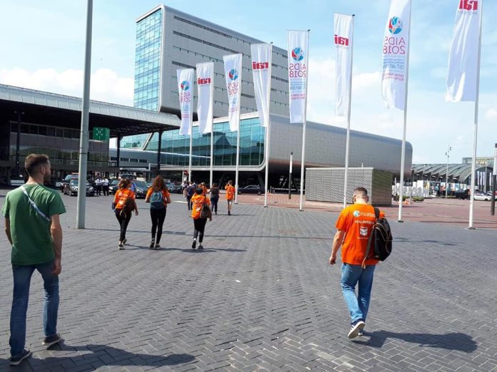 37530136_10214132640208765_8591903499497766912_n