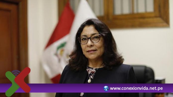 VIOLETABERMUDEZCOVIVACUNA