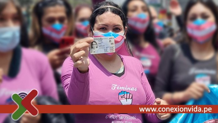 Dania Calderón, mujer trans Dania Calderón, mujer trans - Foto: Féminas