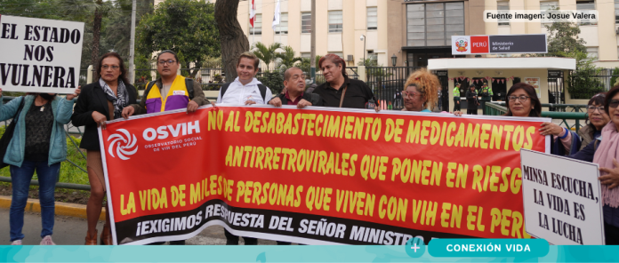 planton-por-falta-de-medicamentos-antirretrovirales